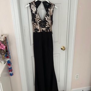 Lulus sequin gown size small (2)